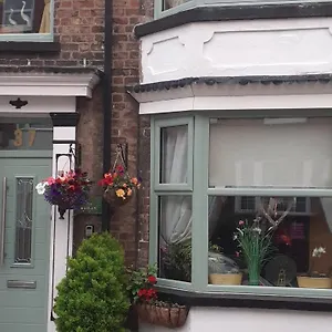 The Holly & Ivy Bed & Breakfast Bridlington